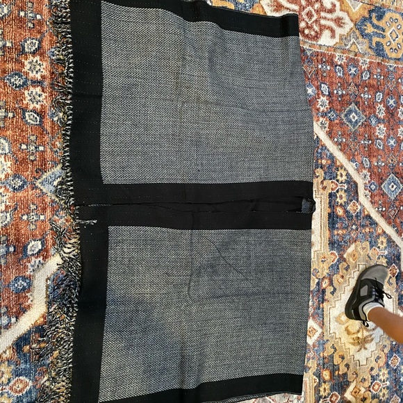 Herringbone Poncho - Picture 4 of 5